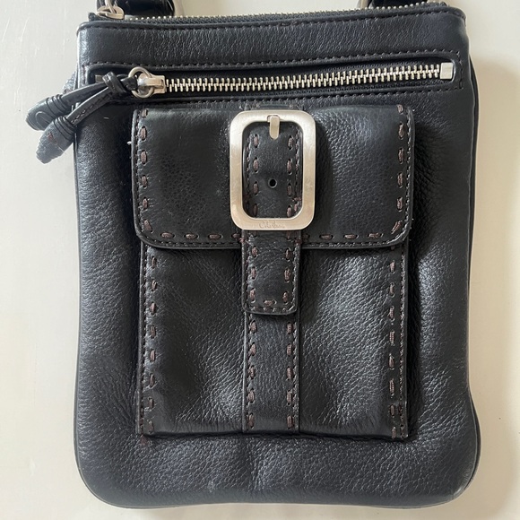 COLE HAAN crossbody. - Picture 6 of 10